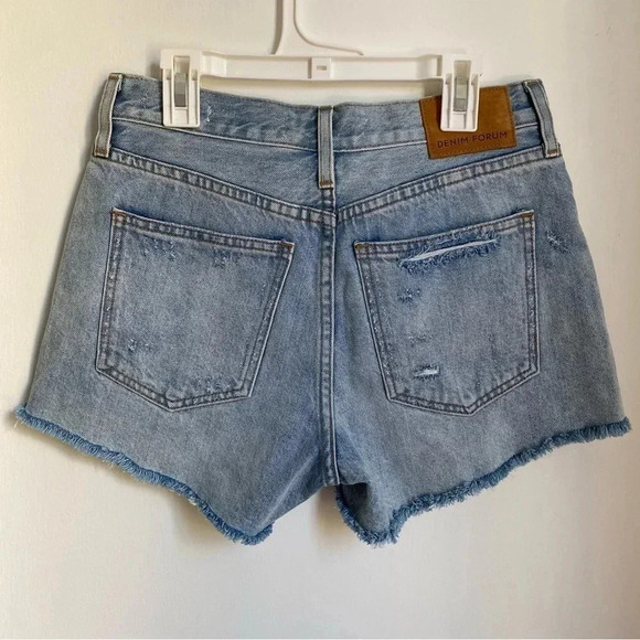 NWOT Aritzia Denim Forum Button fly The Ex-Boyfriend Denim Short 23 - Picture 4 of 7